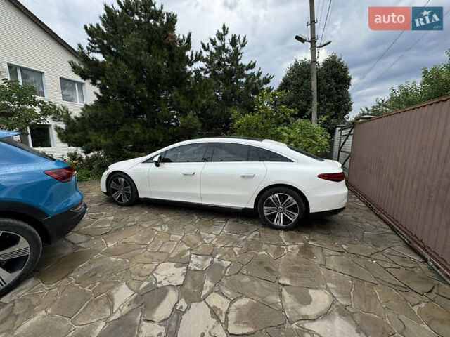 Белый Мерседес EQS, объемом двигателя 0 л и пробегом 55 тыс. км за 48000 $, фото 35 на Automoto.ua