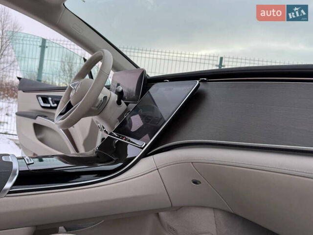 Белый Мерседес EQS, объемом двигателя 0 л и пробегом 25 тыс. км за 47500 $, фото 87 на Automoto.ua