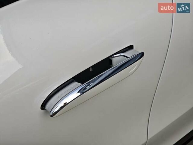 Белый Мерседес EQS, объемом двигателя 0 л и пробегом 30 тыс. км за 103299 $, фото 15 на Automoto.ua