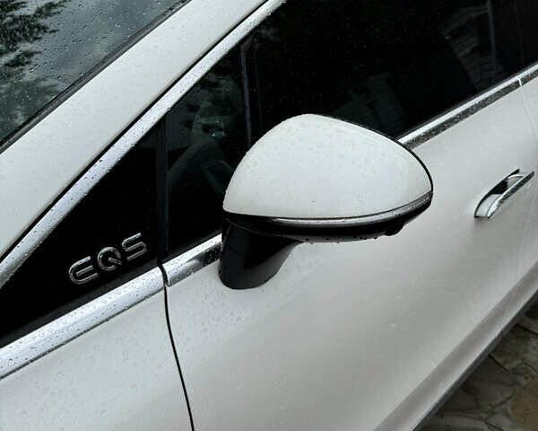 Белый Мерседес EQS, объемом двигателя 0 л и пробегом 55 тыс. км за 48000 $, фото 33 на Automoto.ua