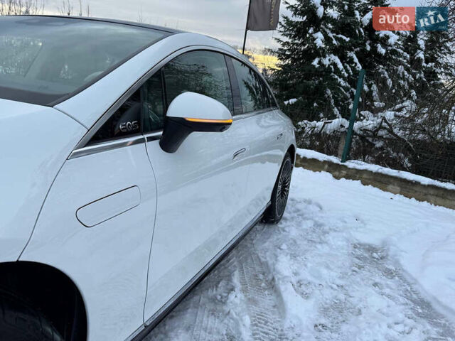 Білий Мерседес EQS, об'ємом двигуна 0 л та пробігом 25 тис. км за 48000 $, фото 6 на Automoto.ua