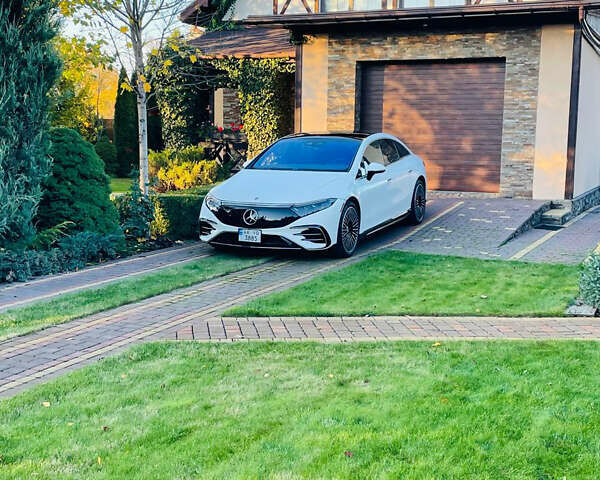 Белый Мерседес EQS, объемом двигателя 0 л и пробегом 26 тыс. км за 57000 $, фото 28 на Automoto.ua