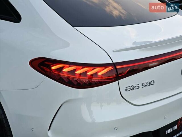 Белый Мерседес EQS, объемом двигателя 0 л и пробегом 30 тыс. км за 103299 $, фото 20 на Automoto.ua