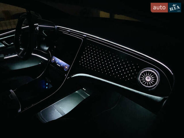 Белый Мерседес EQS, объемом двигателя 0 л и пробегом 26 тыс. км за 57000 $, фото 40 на Automoto.ua