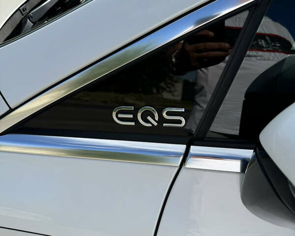 Белый Мерседес EQS, объемом двигателя 0 л и пробегом 55 тыс. км за 48000 $, фото 2 на Automoto.ua