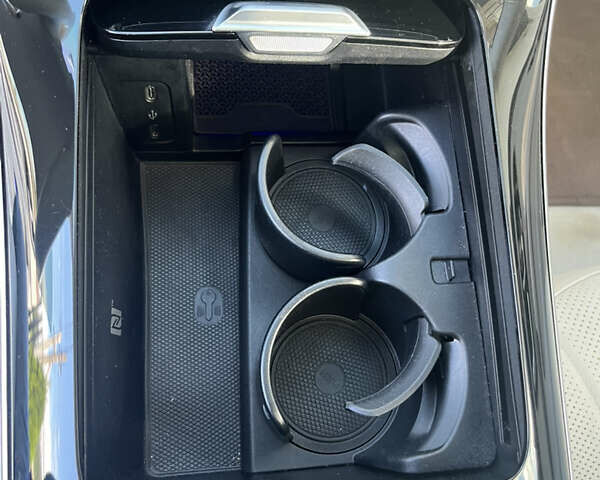 Белый Мерседес EQS, объемом двигателя 0 л и пробегом 53 тыс. км за 47000 $, фото 28 на Automoto.ua