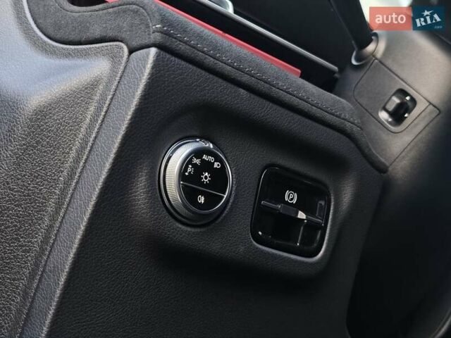 Белый Мерседес EQS, объемом двигателя 0 л и пробегом 30 тыс. км за 103299 $, фото 35 на Automoto.ua