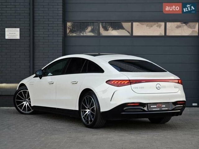 Белый Мерседес EQS, объемом двигателя 0 л и пробегом 30 тыс. км за 103299 $, фото 3 на Automoto.ua