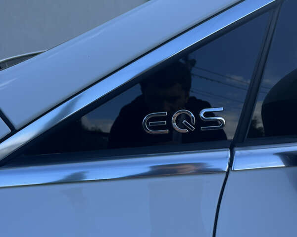 Белый Мерседес EQS, объемом двигателя 0 л и пробегом 53 тыс. км за 47000 $, фото 7 на Automoto.ua