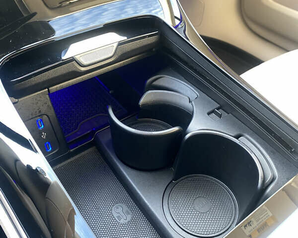 Белый Мерседес EQS, объемом двигателя 0 л и пробегом 15 тыс. км за 69900 $, фото 44 на Automoto.ua