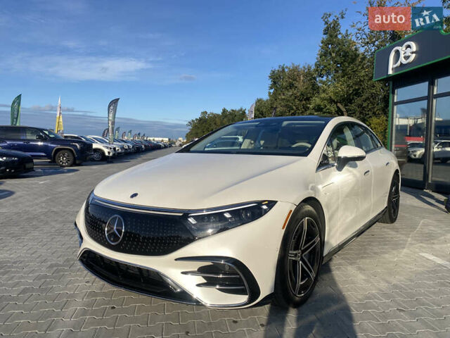 Белый Мерседес EQS, объемом двигателя 0 л и пробегом 15 тыс. км за 69900 $, фото 1 на Automoto.ua