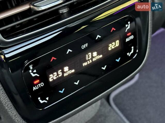 Белый Мерседес EQS, объемом двигателя 0 л и пробегом 29 тыс. км за 88800 $, фото 70 на Automoto.ua