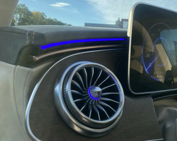 Белый Мерседес EQS, объемом двигателя 0 л и пробегом 15 тыс. км за 69900 $, фото 45 на Automoto.ua