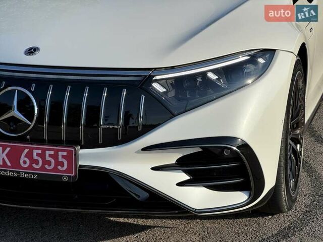 Белый Мерседес EQS, объемом двигателя 0 л и пробегом 29 тыс. км за 88800 $, фото 4 на Automoto.ua