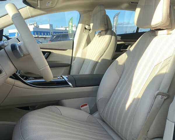 Белый Мерседес EQS, объемом двигателя 0 л и пробегом 15 тыс. км за 69900 $, фото 10 на Automoto.ua