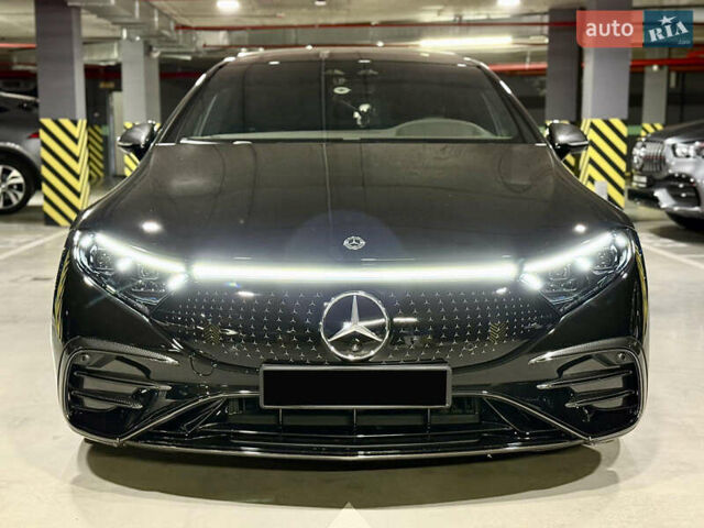 Черный Мерседес EQS, объемом двигателя 0 л и пробегом 49 тыс. км за 75500 $, фото 1 на Automoto.ua