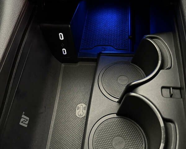 Черный Мерседес EQS, объемом двигателя 0 л и пробегом 58 тыс. км за 71000 $, фото 25 на Automoto.ua