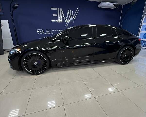 Черный Мерседес EQS, объемом двигателя 0 л и пробегом 39 тыс. км за 71999 $, фото 97 на Automoto.ua