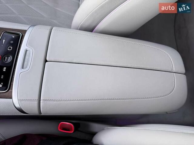 Черный Мерседес EQS, объемом двигателя 0 л и пробегом 50 тыс. км за 75000 $, фото 17 на Automoto.ua