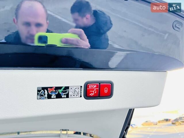 Черный Мерседес EQS, объемом двигателя 0 л и пробегом 22 тыс. км за 82000 $, фото 45 на Automoto.ua