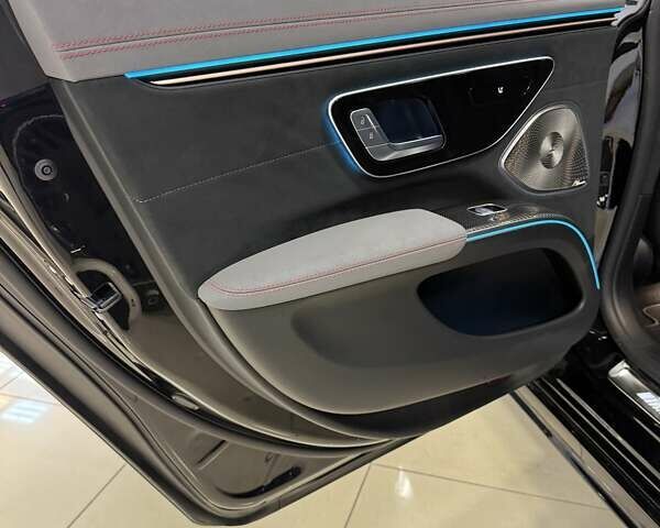 Черный Мерседес EQS, объемом двигателя 0 л и пробегом 39 тыс. км за 72999 $, фото 80 на Automoto.ua