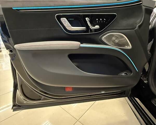 Черный Мерседес EQS, объемом двигателя 0 л и пробегом 39 тыс. км за 72999 $, фото 61 на Automoto.ua