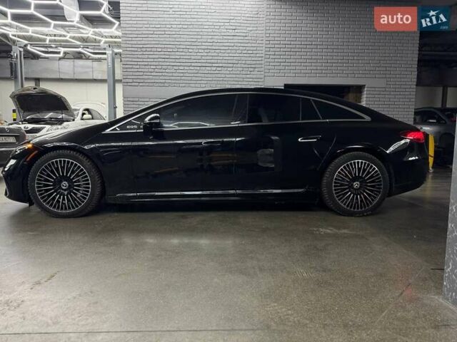Черный Мерседес EQS, объемом двигателя 0 л и пробегом 32 тыс. км за 62500 $, фото 19 на Automoto.ua