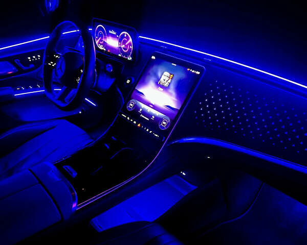 Черный Мерседес EQS, объемом двигателя 0 л и пробегом 18 тыс. км за 56000 $, фото 11 на Automoto.ua