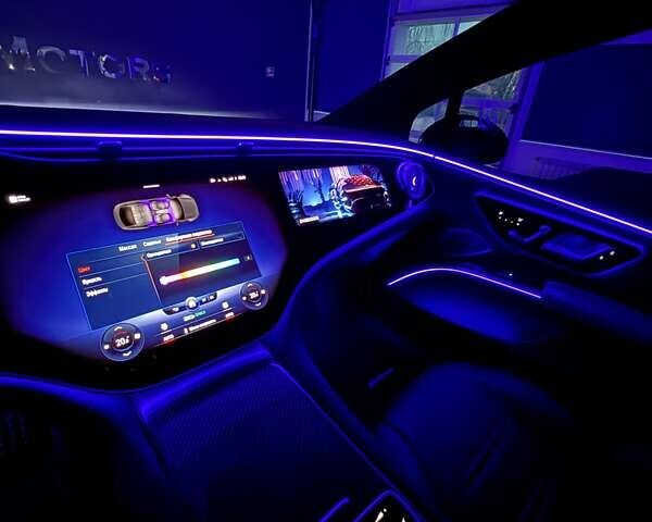 Черный Мерседес EQS, объемом двигателя 0 л и пробегом 39 тыс. км за 71999 $, фото 164 на Automoto.ua