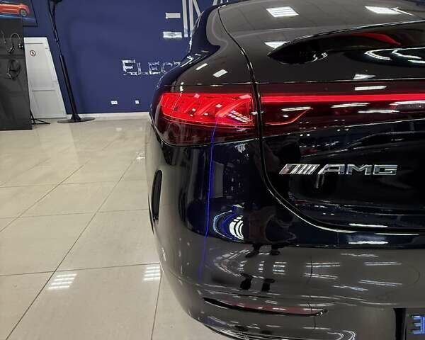 Черный Мерседес EQS, объемом двигателя 0 л и пробегом 39 тыс. км за 71999 $, фото 129 на Automoto.ua