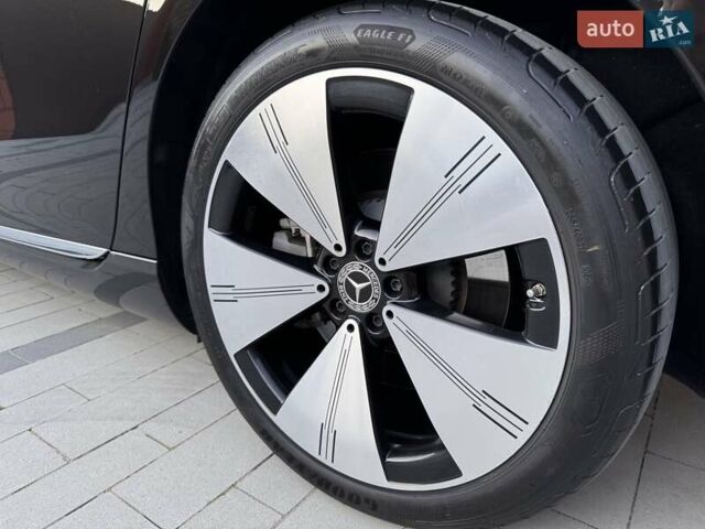 Черный Мерседес EQS, объемом двигателя 0 л и пробегом 50 тыс. км за 75000 $, фото 8 на Automoto.ua