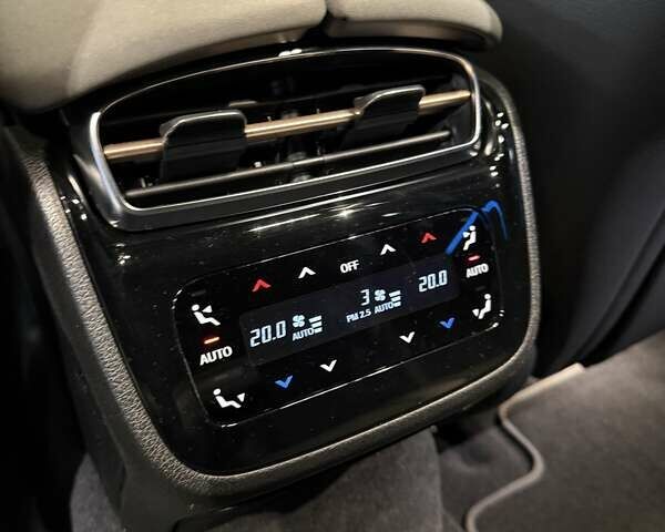 Черный Мерседес EQS, объемом двигателя 0 л и пробегом 39 тыс. км за 72999 $, фото 87 на Automoto.ua