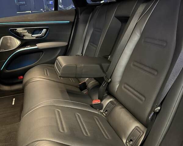 Черный Мерседес EQS, объемом двигателя 0 л и пробегом 39 тыс. км за 71999 $, фото 89 на Automoto.ua