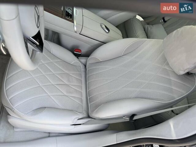 Черный Мерседес EQS, объемом двигателя 0 л и пробегом 50 тыс. км за 75000 $, фото 13 на Automoto.ua