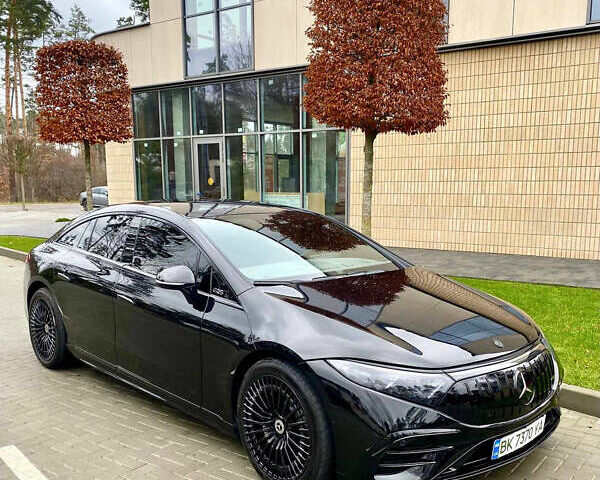 Черный Мерседес EQS, объемом двигателя 0 л и пробегом 18 тыс. км за 56000 $, фото 4 на Automoto.ua