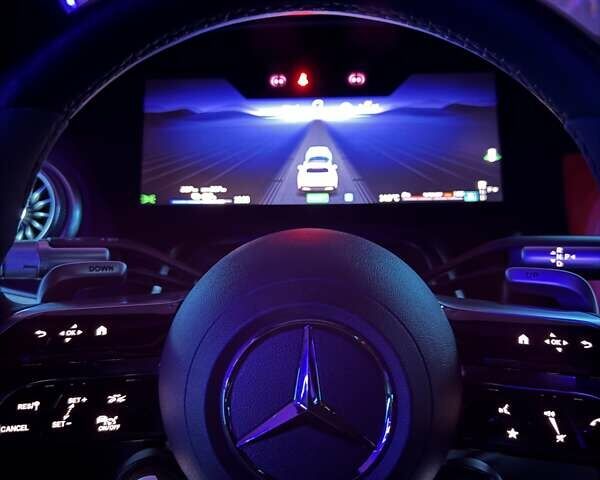 Черный Мерседес EQS, объемом двигателя 0 л и пробегом 39 тыс. км за 71999 $, фото 151 на Automoto.ua