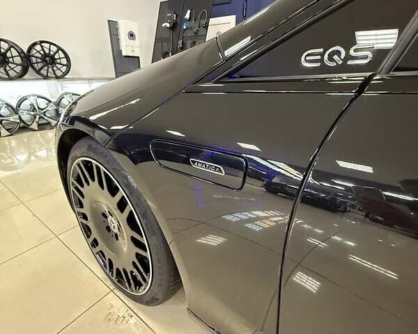 Черный Мерседес EQS, объемом двигателя 0 л и пробегом 39 тыс. км за 71999 $, фото 100 на Automoto.ua