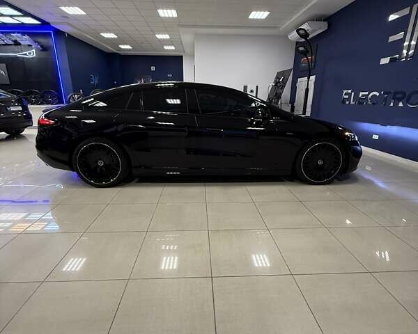 Черный Мерседес EQS, объемом двигателя 0 л и пробегом 39 тыс. км за 71999 $, фото 122 на Automoto.ua