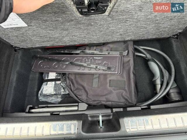 Черный Мерседес EQS, объемом двигателя 0 л и пробегом 84 тыс. км за 79900 $, фото 19 на Automoto.ua