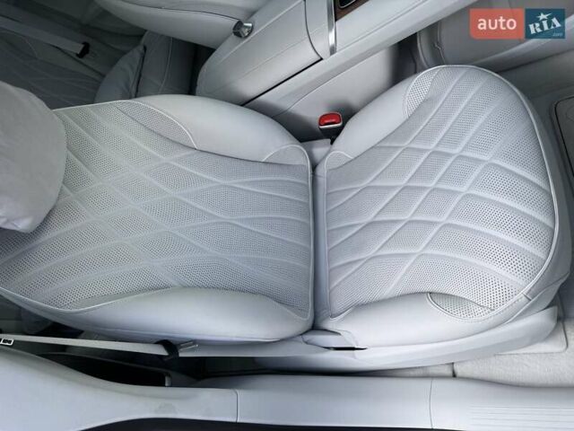 Черный Мерседес EQS, объемом двигателя 0 л и пробегом 50 тыс. км за 75000 $, фото 14 на Automoto.ua