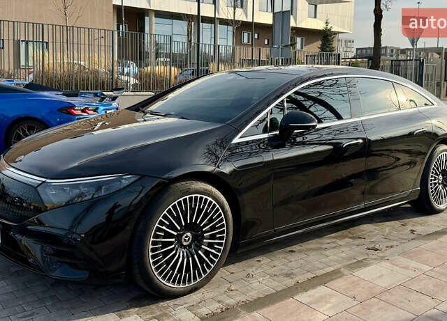 Черный Мерседес EQS, объемом двигателя 0 л и пробегом 41 тыс. км за 48500 $, фото 1 на Automoto.ua