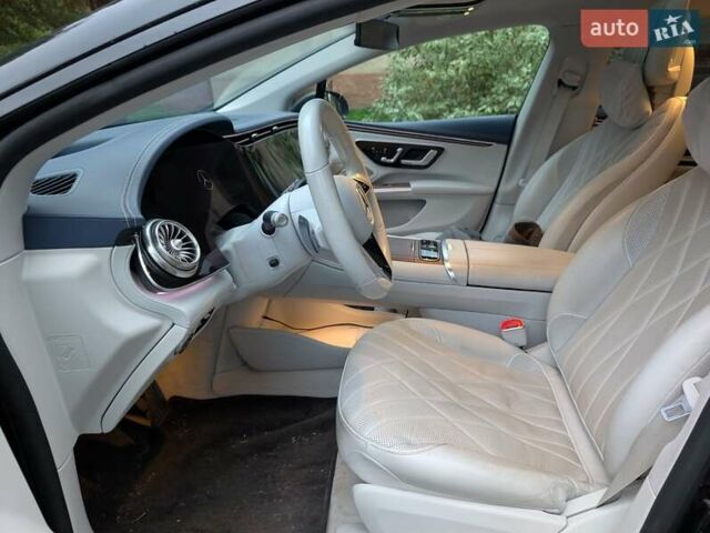 Черный Мерседес EQS, объемом двигателя 0 л и пробегом 110 тыс. км за 63800 $, фото 7 на Automoto.ua