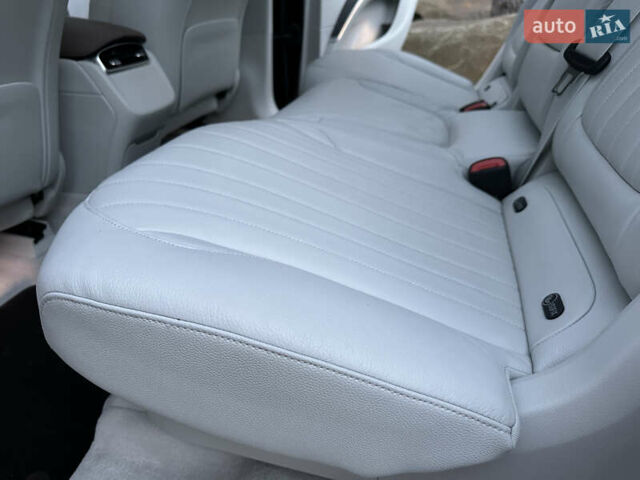 Черный Мерседес EQS, объемом двигателя 0 л и пробегом 20 тыс. км за 77700 $, фото 85 на Automoto.ua