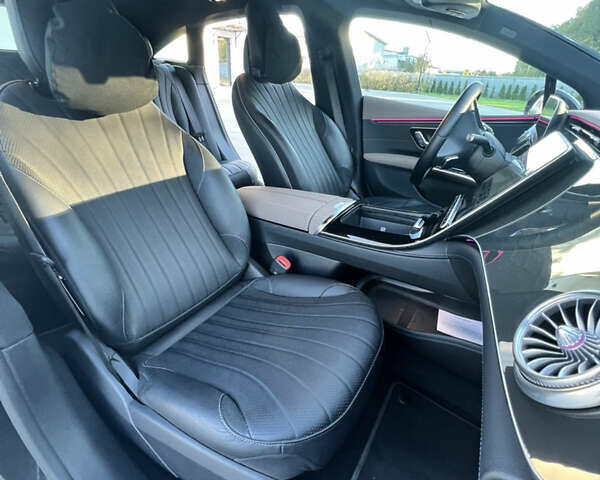 Черный Мерседес EQS, объемом двигателя 0 л и пробегом 15 тыс. км за 49300 $, фото 24 на Automoto.ua