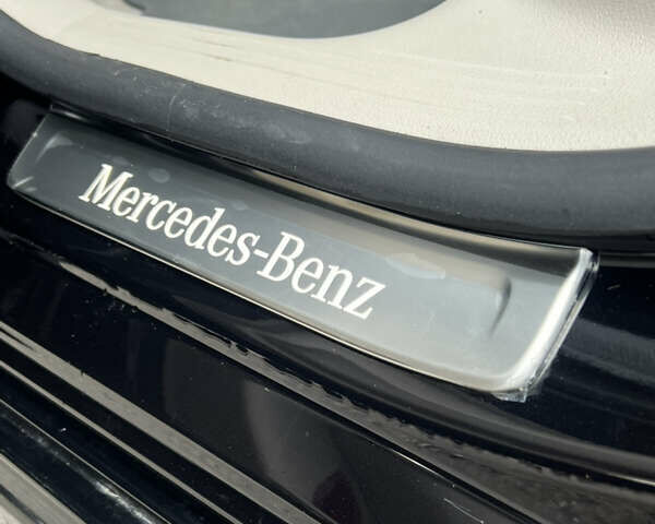 Черный Мерседес EQS, объемом двигателя 0 л и пробегом 13 тыс. км за 77777 $, фото 64 на Automoto.ua