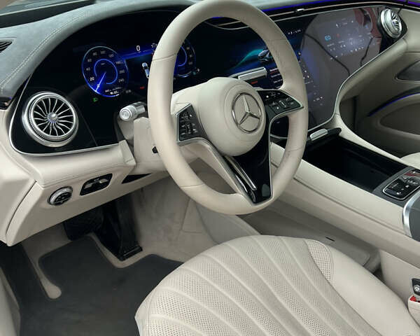 Черный Мерседес EQS, объемом двигателя 0 л и пробегом 13 тыс. км за 77777 $, фото 54 на Automoto.ua