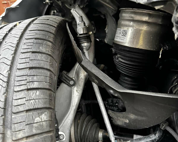 Черный Мерседес EQS, объемом двигателя 0 л и пробегом 30 тыс. км за 35000 $, фото 6 на Automoto.ua