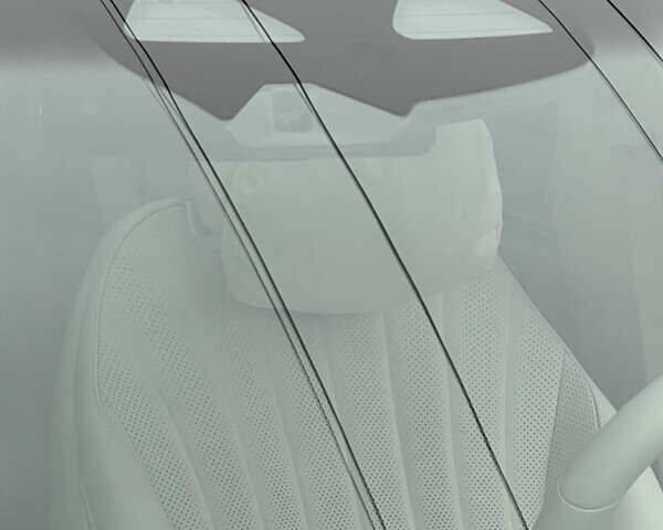 Черный Мерседес EQS, объемом двигателя 0 л и пробегом 13 тыс. км за 77777 $, фото 76 на Automoto.ua