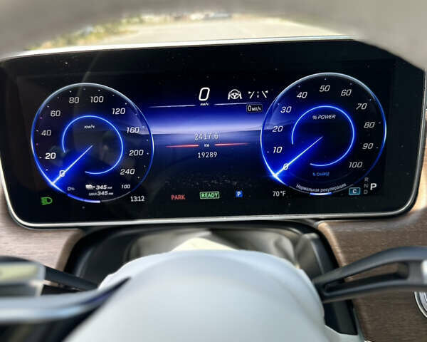 Червоний Мерседес EQS, об'ємом двигуна 0 л та пробігом 19 тис. км за 49500 $, фото 21 на Automoto.ua