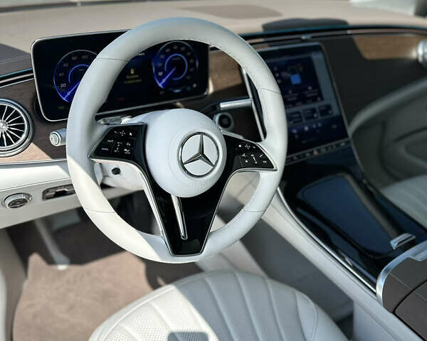 Червоний Мерседес EQS, об'ємом двигуна 0 л та пробігом 19 тис. км за 49500 $, фото 19 на Automoto.ua